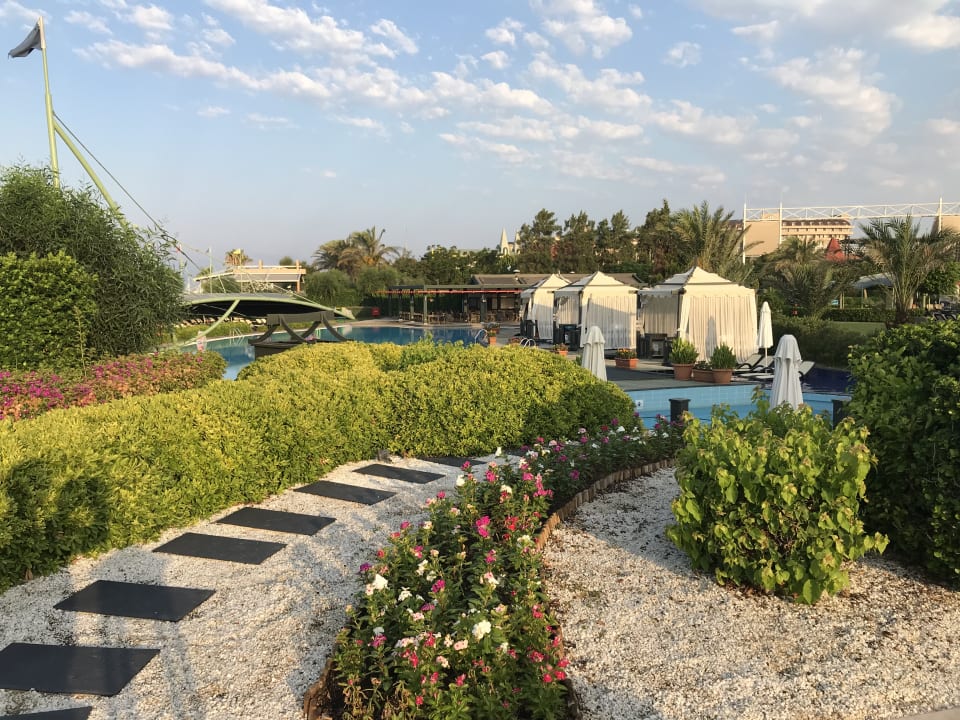 Gartenanlage Limak Lara Deluxe Hotel & Resort