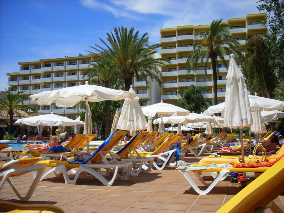 Enge am Pool Iberostar Waves Ciudad Blanca