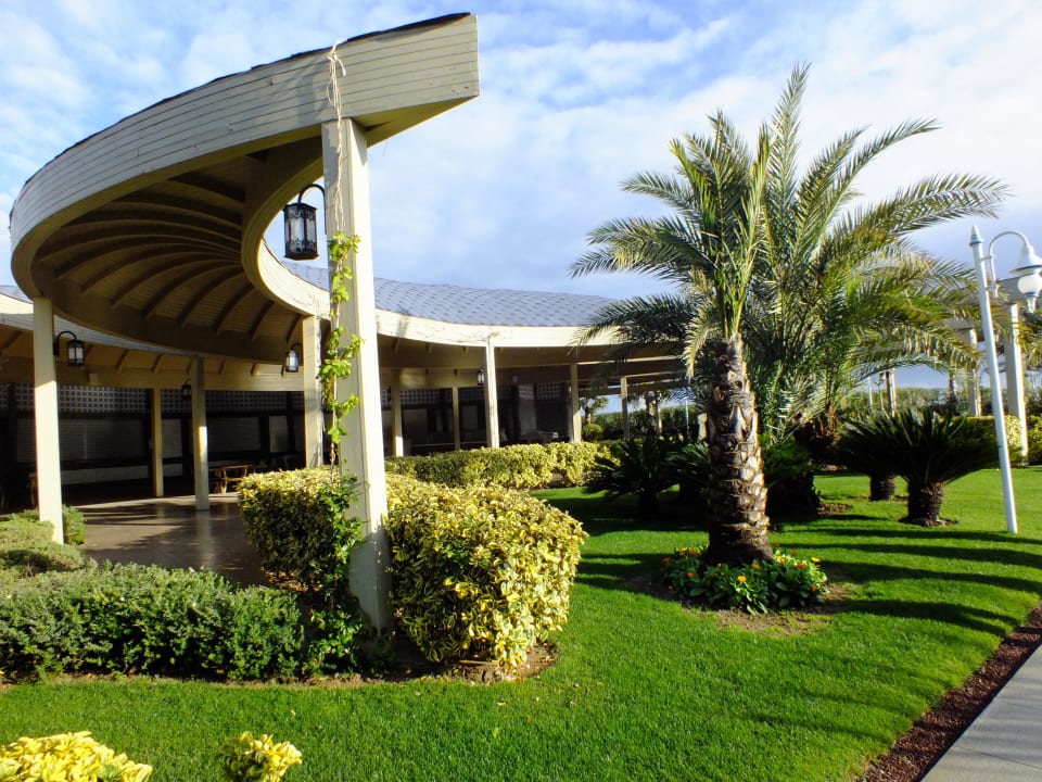 Gartenbereich Royal Holiday Palace