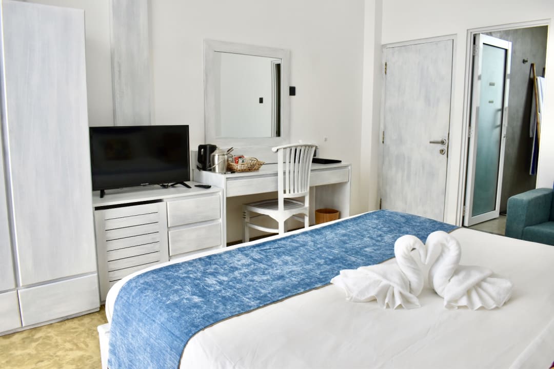 Zimmer Smeralda Beach Hotel Dikwella