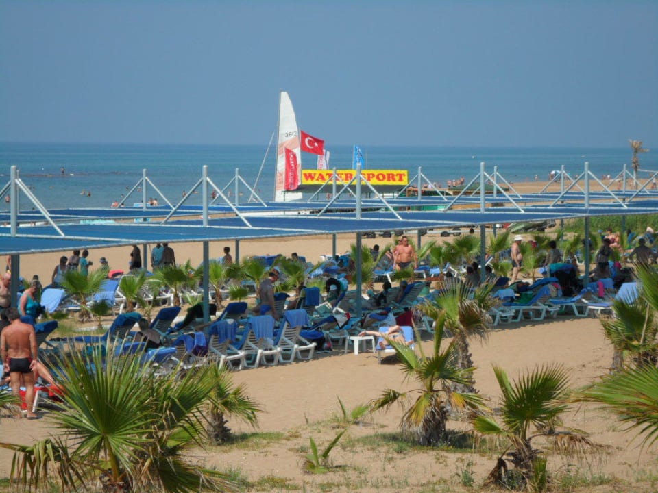Der Strand Club Grand Side