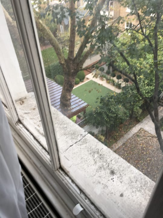 Zimmer The Queen's Park Hotel