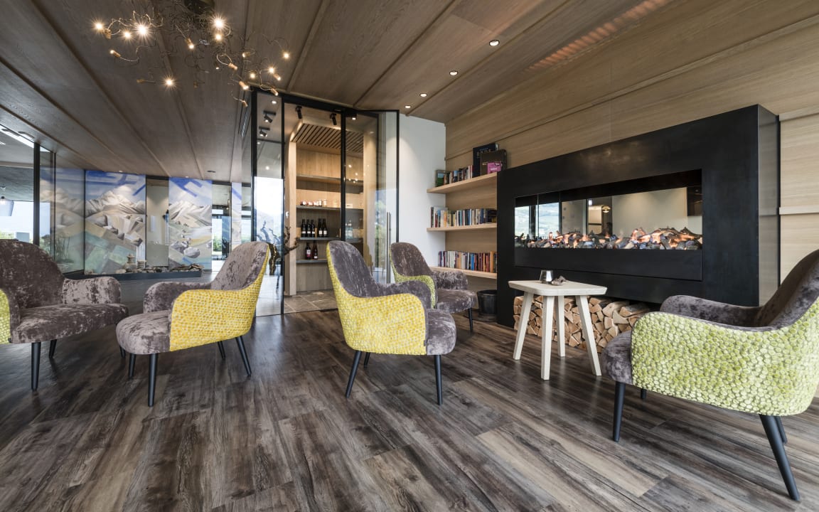 Lobby Vinea - Suites & Apartments