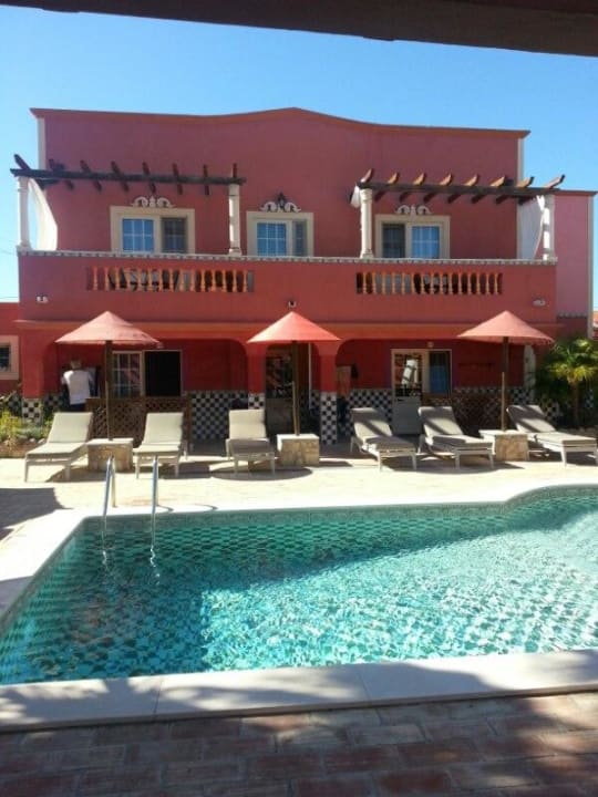 Eine der drei Villen Villas Dom Dinis - Charming Residence
