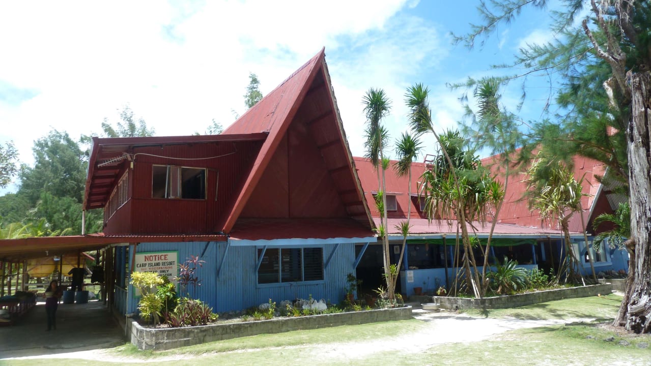 Tauchbasis und Haupthaus Carp Island Resort