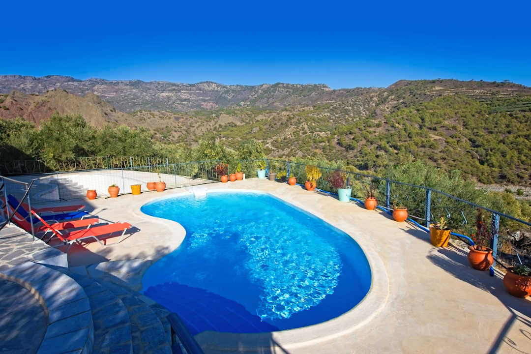 Pool Sarakinas Residences