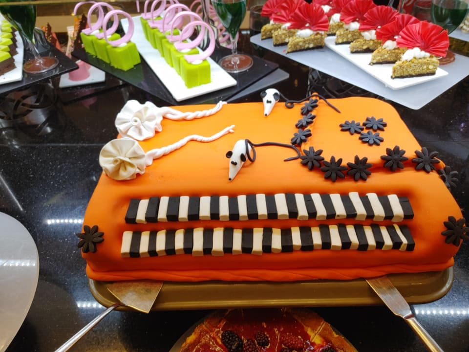 Gastro Side Royal Palace Hotel & Spa