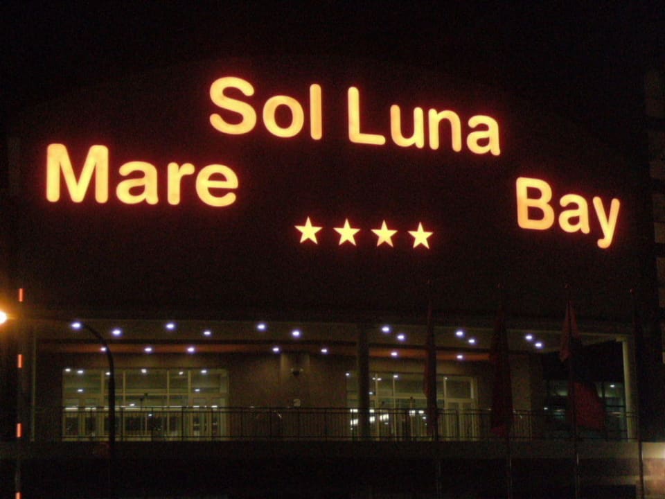Luna Bay bei Nacht Sol Luna Bay