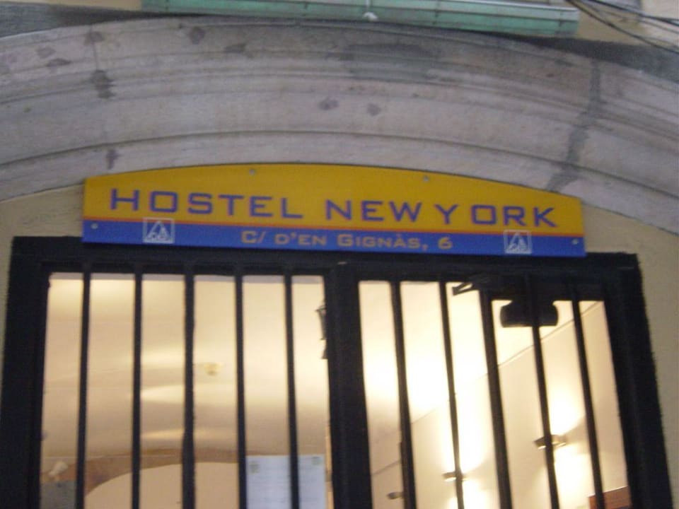 Eingang Hostel New York