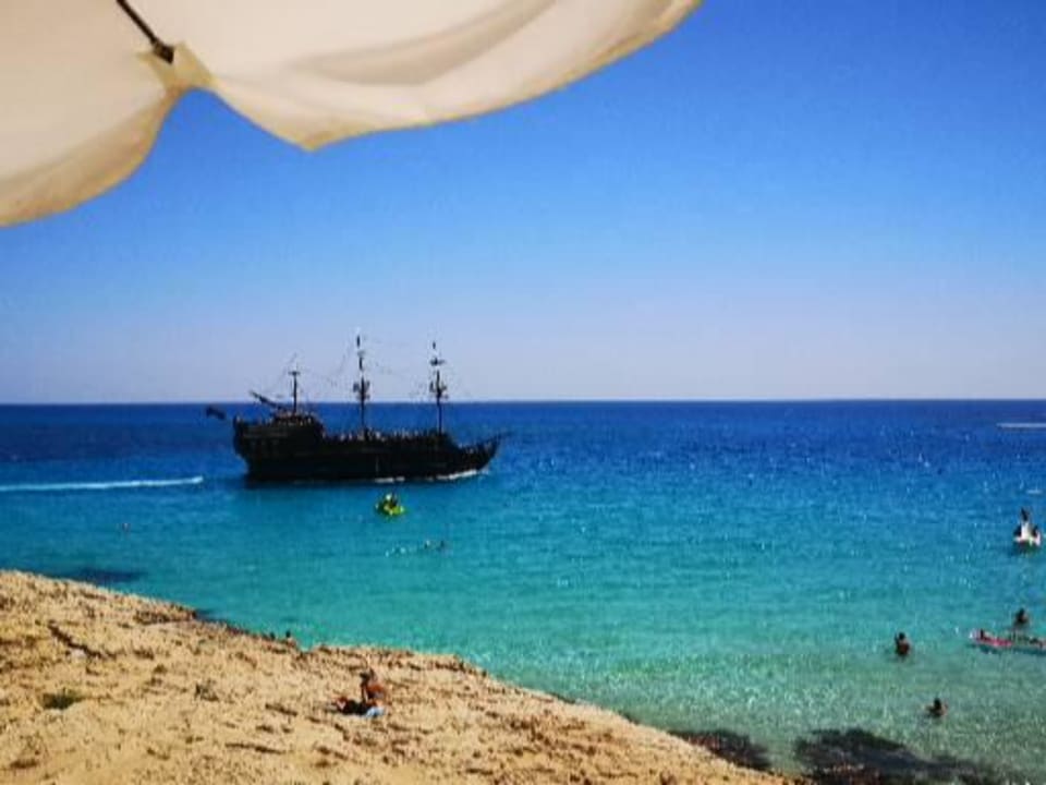 Strand Hotel Grecian Sands