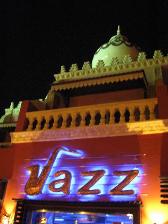 Jazz Bar an der Bazarstrasse Pickalbatros Alf Leila Wa Leila Resort - Neverland Hurghada