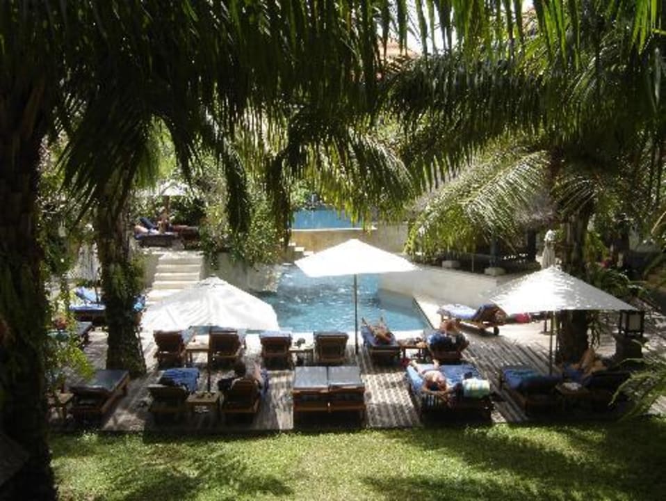 Pool in der Clubanlage Puri Santrian