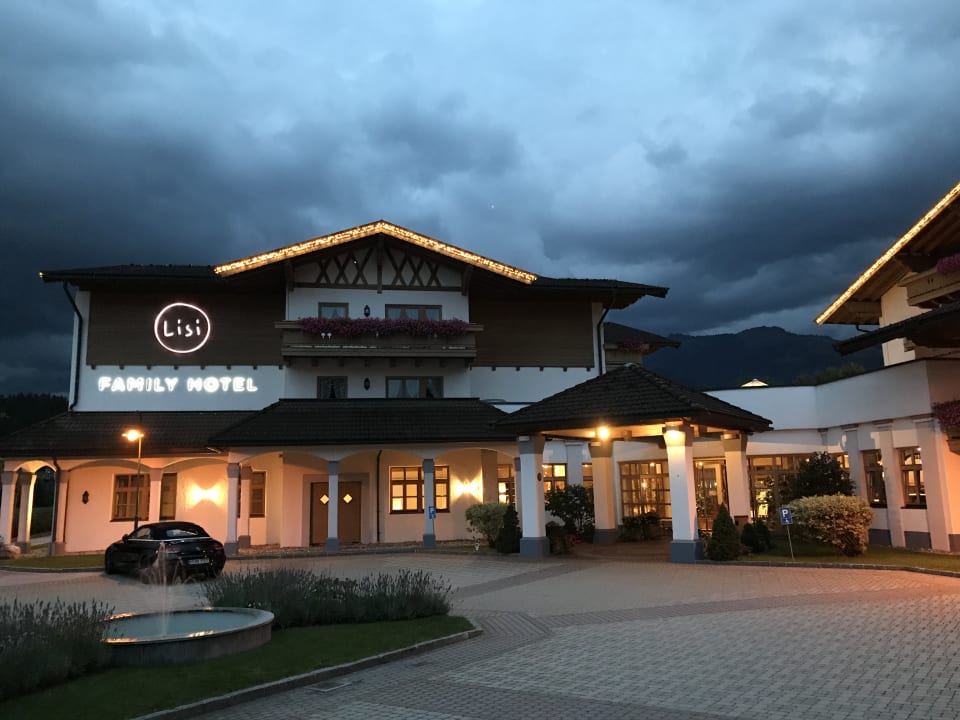 Außenansicht Lisi Family Hotel Reith bei Kitzbühel