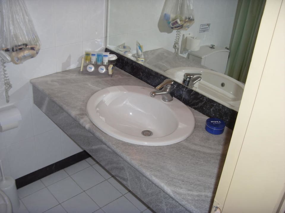 Badezimmer Hotel Minos Mare Beach