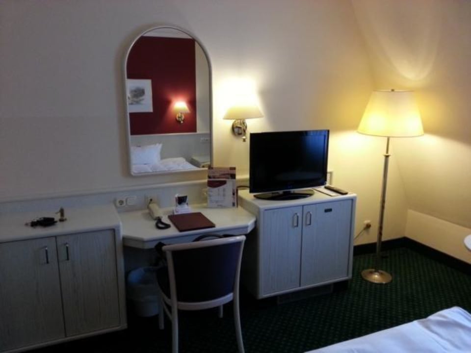 Geräumiges Einzelzimmer 323 Hotel Arvena Reichsstadt