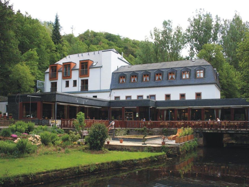 Ansicht vom Garten aus Land-gut-Hotel Heidsmühle