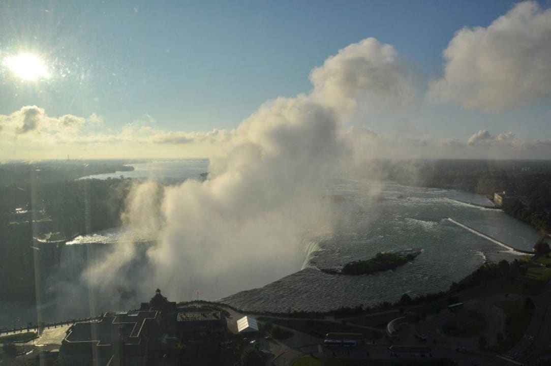 Blick aus dem Fenster/28. Etage Embassy Suites Hotel Niagara Falls / Fallsview