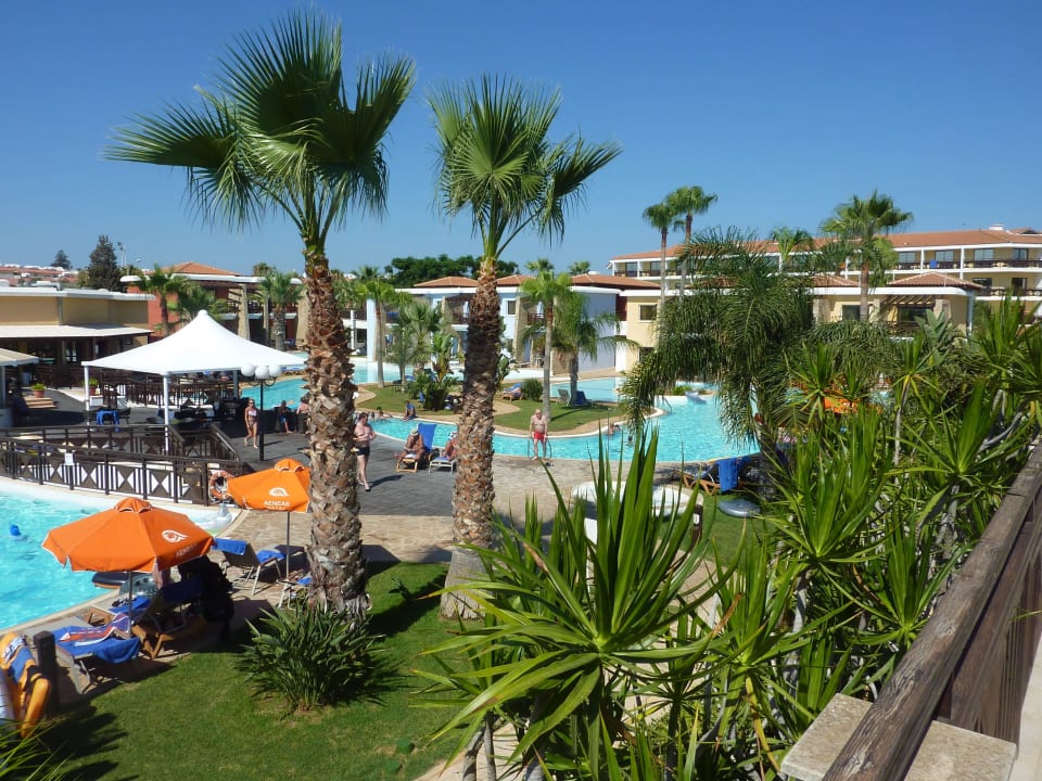 Beide hintere Pools Atlantica Aeneas Resort