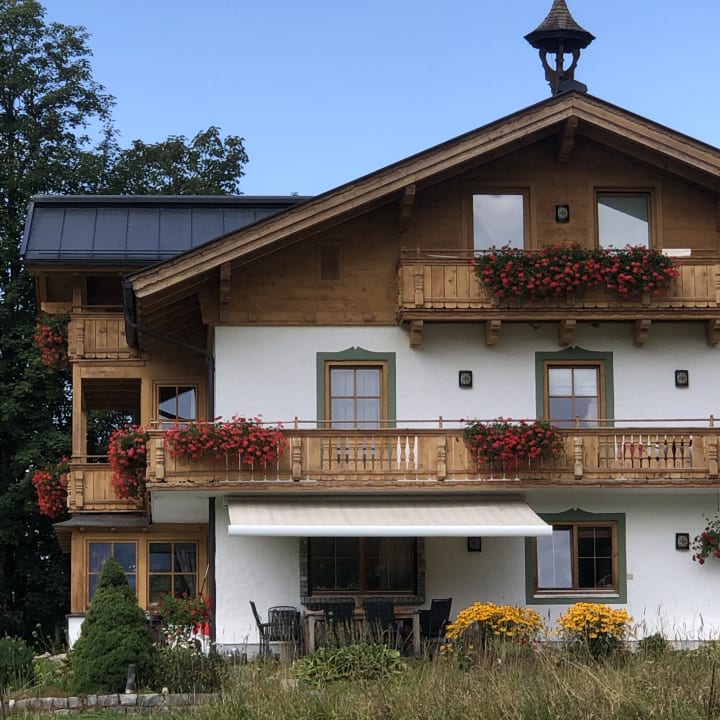 Außenansicht Haus Hirschpoint