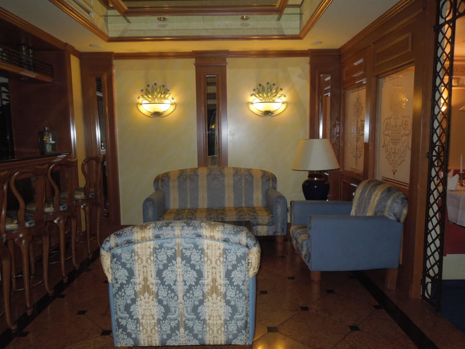 Sitzgruppe Bar Hotel Weisses Ross