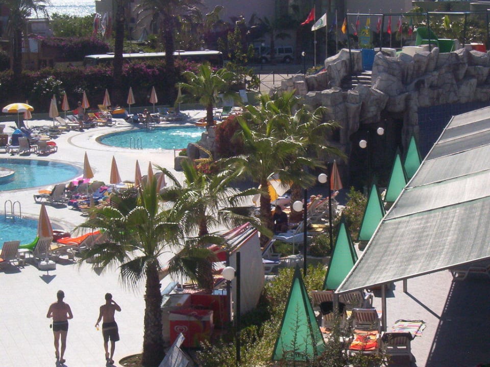 Im Aquapark VONRESORT Golden Beach