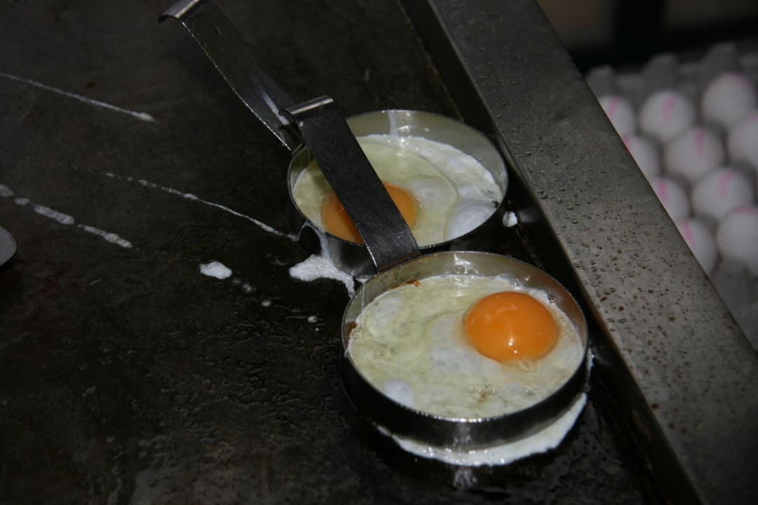 Frühstück Spiegeleier Grand Seker Hotel
