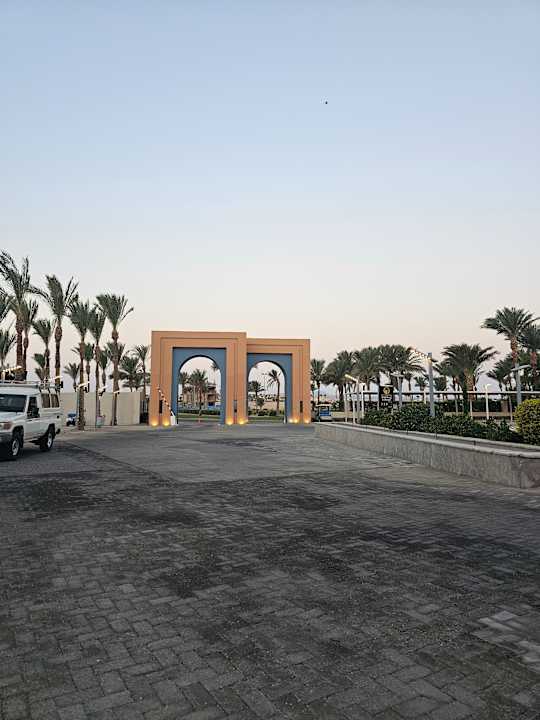 Außenansicht Pickalbatros Oasis Hotel - Port Ghalib