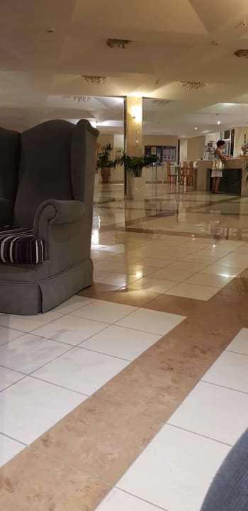 Lobby Continental Palace