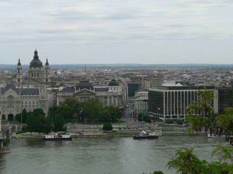 Sofitel Atrium Budapest - Gebäude Sofitel Budapest Chain Bridge