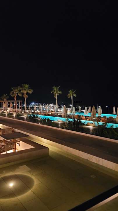 Ausblick The Royal Senses Resort, Curio Collection by Hilton