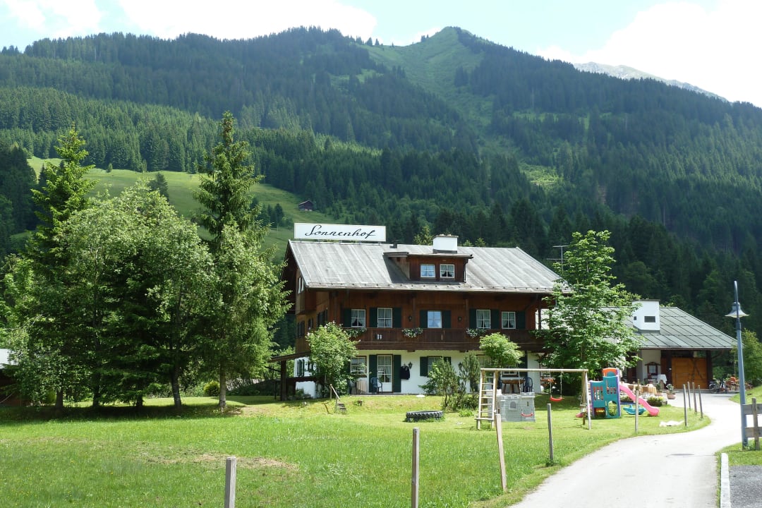 Teilansicht Hotel Sonnenhof
