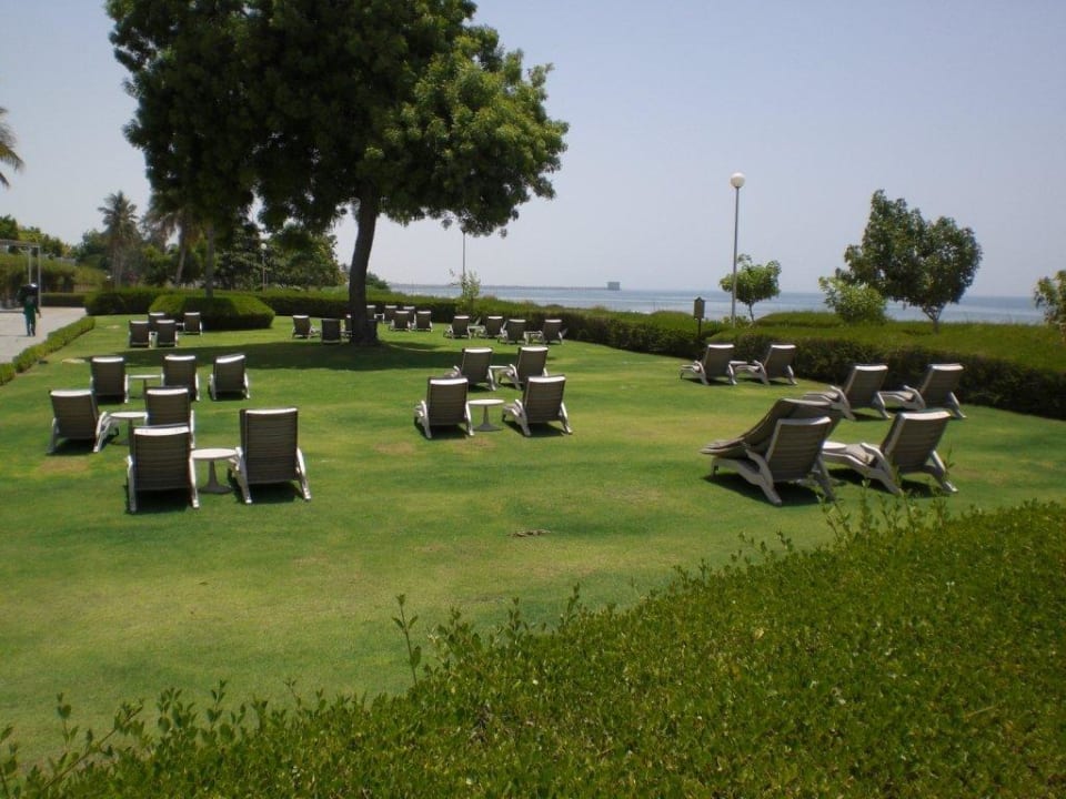 Liegewiese Grand Hyatt Muscat