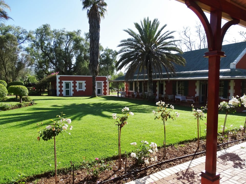 Blick auf das Haupthaus Montana Guestfarm