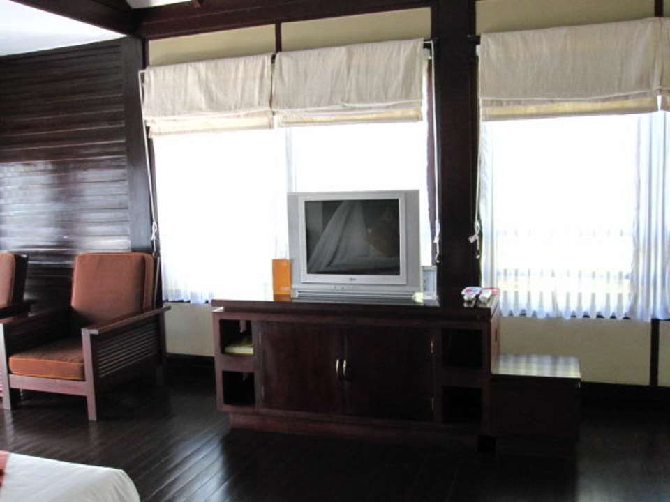 Blick auf die seitliche Fensterfront Hotel Bay of Bengal Resort