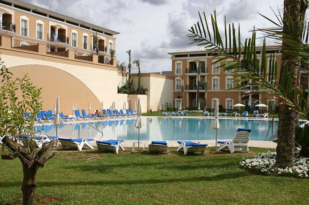 Pool Grupotel Playa de Palma Suites & Spa