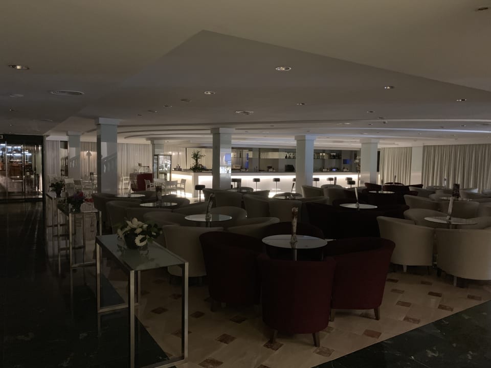 Lobby CM Castell de Mar