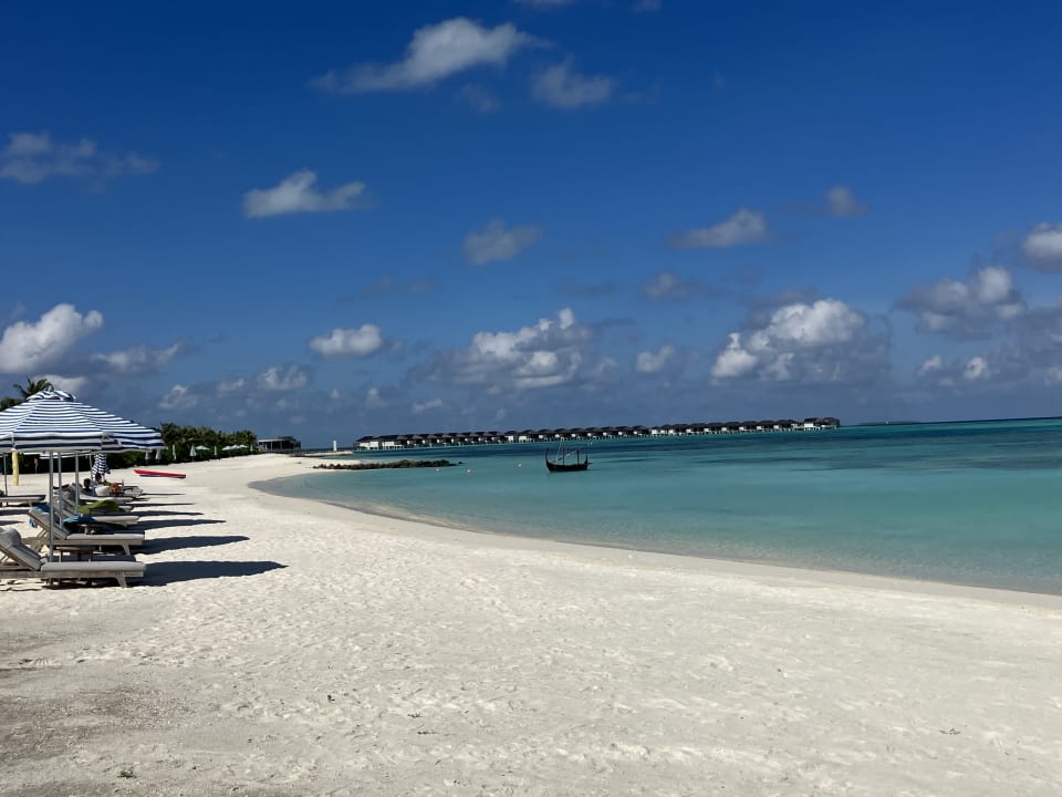 Strand Le Meridien Maldives Resort & Spa