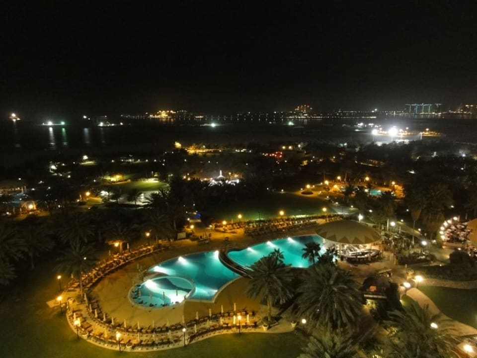 Pool Le Royal Méridien Beach Resort & Spa Dubai