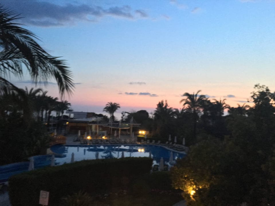 Pool - Sonnenuntergang Sunis Kumköy Beach Resort Hotel & Spa