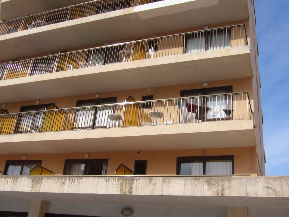 Im Vergleich - es gibt auch große Balkons JS Palma Stay