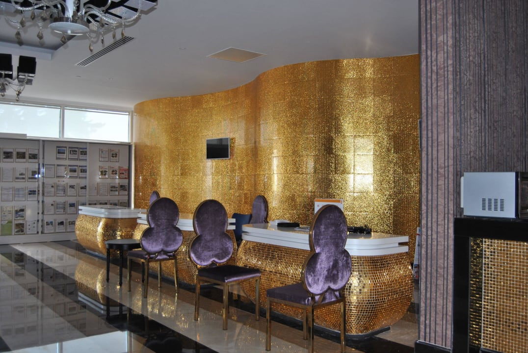 Die Ecke der Reiseveranstalter Azura Deluxe Resort & Spa Hotel