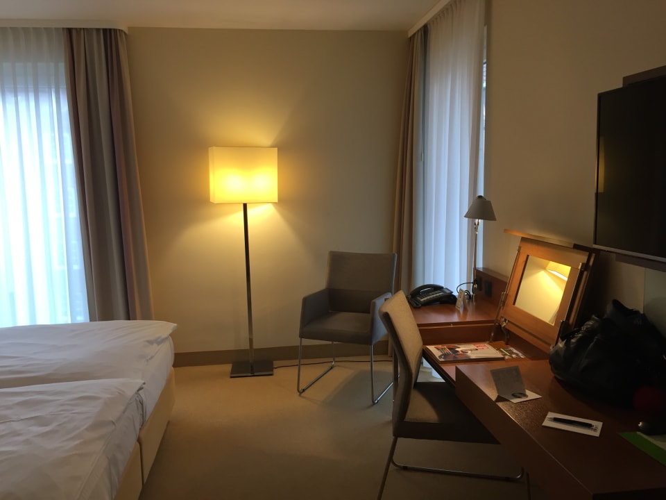 Zimmer Lindner Hotel Hamburg Am Michel, part of JdV by Hyatt