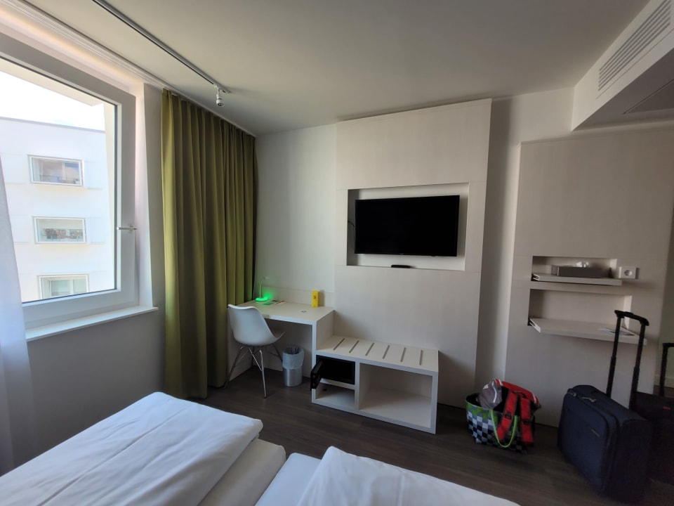 Zimmer Super 8 by Wyndham Mainz Zollhafen