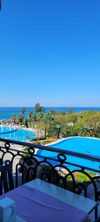 Pool Starlight Resort Hotel