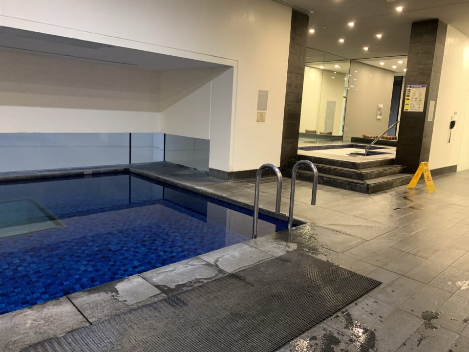 Pool Hotel Fraser Suites Sydney