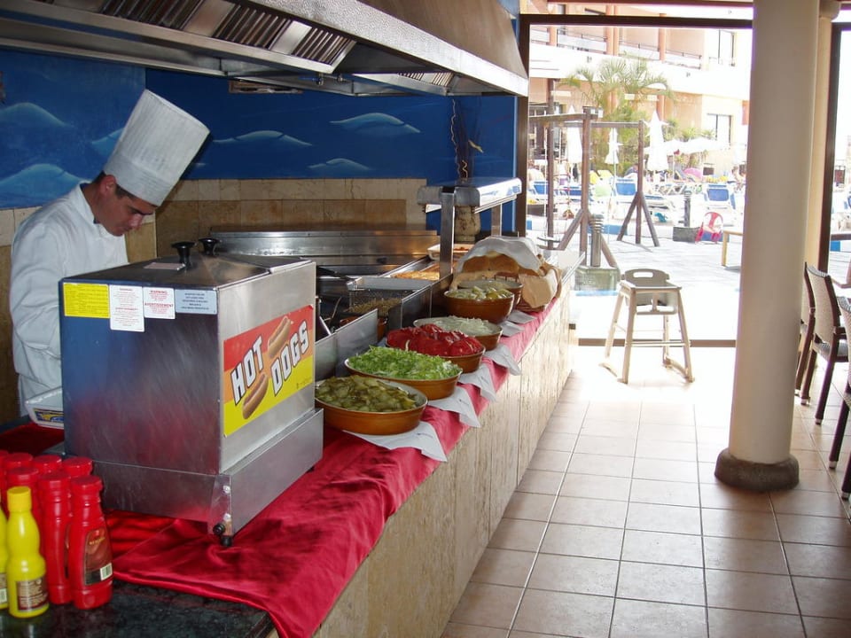 Mittagsbuffet Iberostar Waves Playa Gaviotas