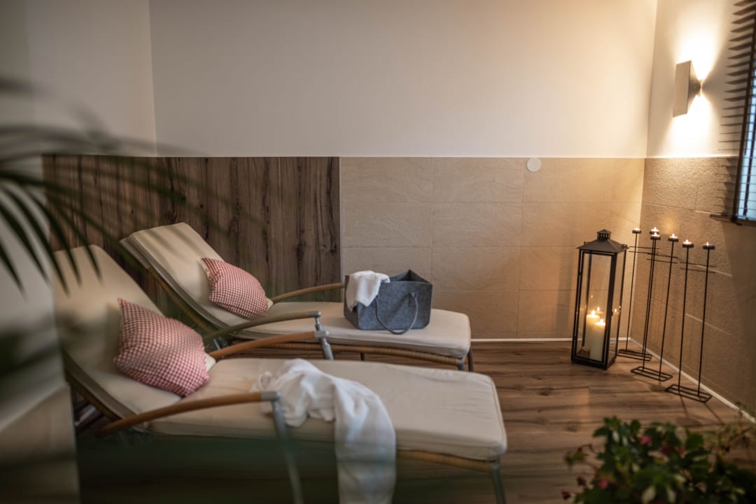 Sonstiges Pöder - Daheim in den Bergen