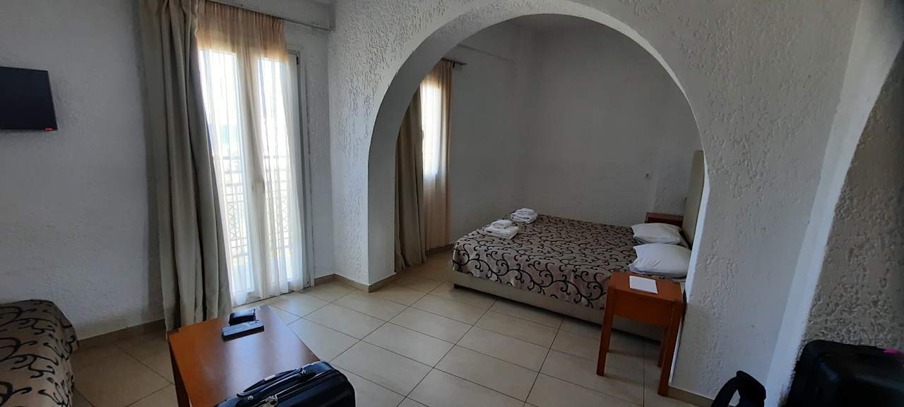 Zimmer Heronissos Hotel