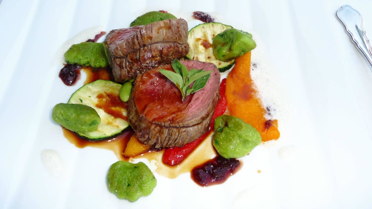 Mastochse zartrosa (der 4. Gang) Burghotel Deutschlandsberg