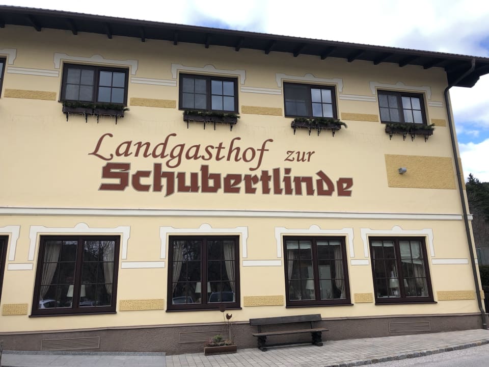 Außenansicht Landgasthof Zur Schubertlinde